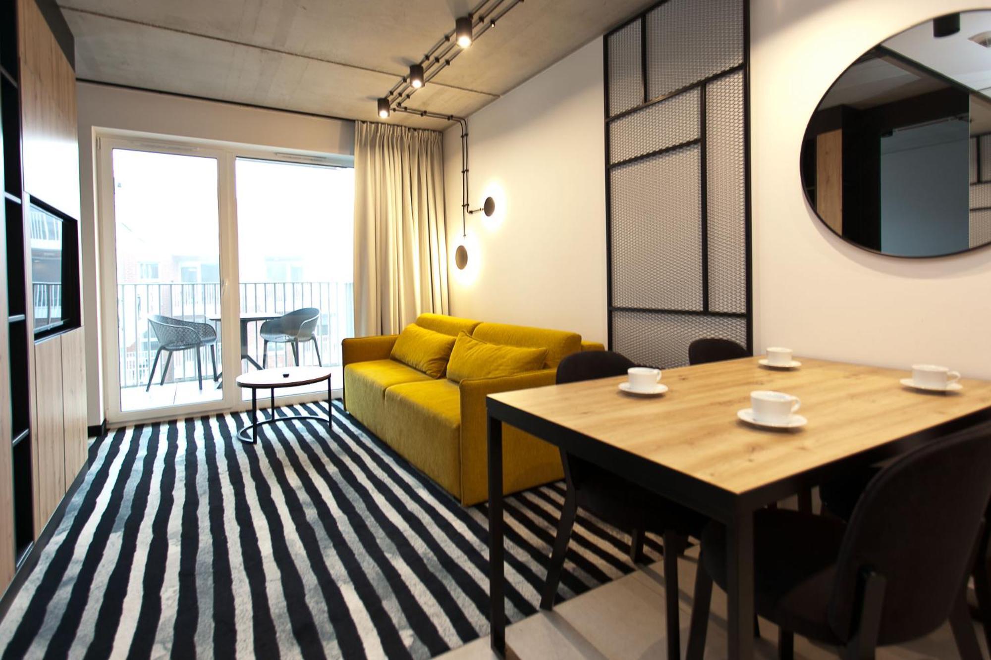 420 Port Basen & Jacuzzi Apartment